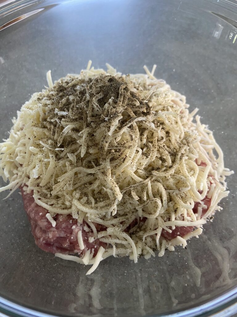 ground pork
shredded cheese
bread