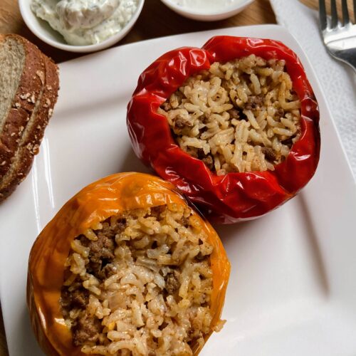 stuffed peppers, easy peppers, easy stuffed peppers, rice and meat stuffed peppers, bulgarian meals, bulgarian stuffed peppers