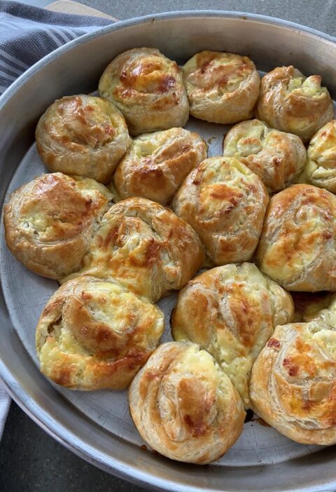 puff pastry pinwheels feta cheesy appetizer