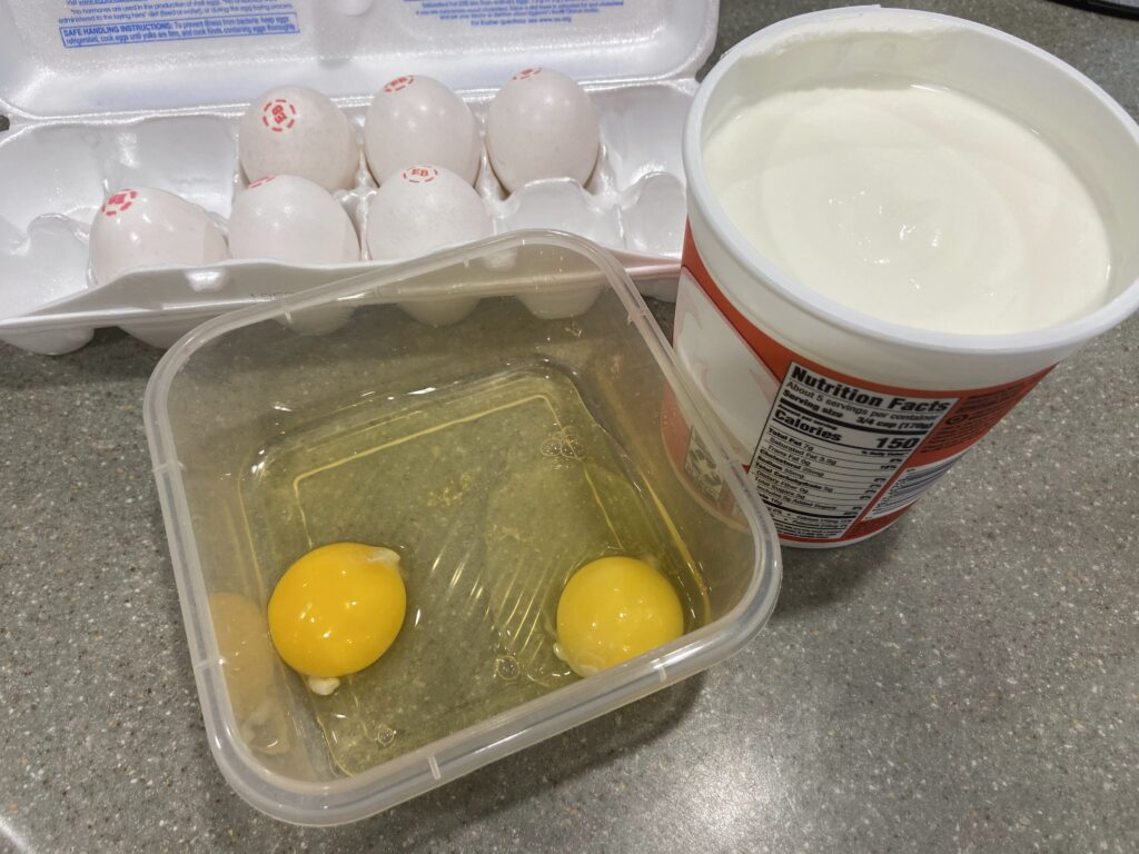 yogurt topping
eggs
yogurt
flour