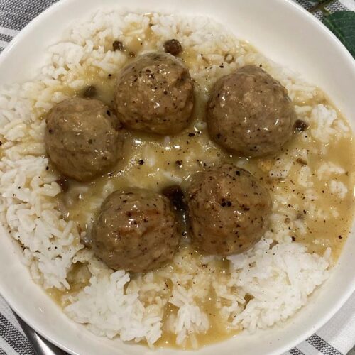 Slow cooker Swedish meatballs